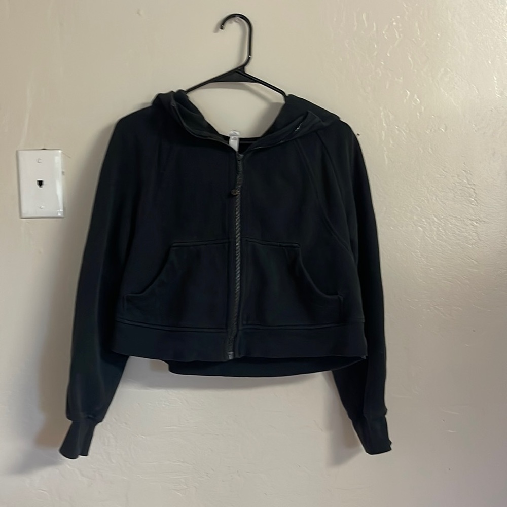 Lululemon full zip scuba black size XS/S